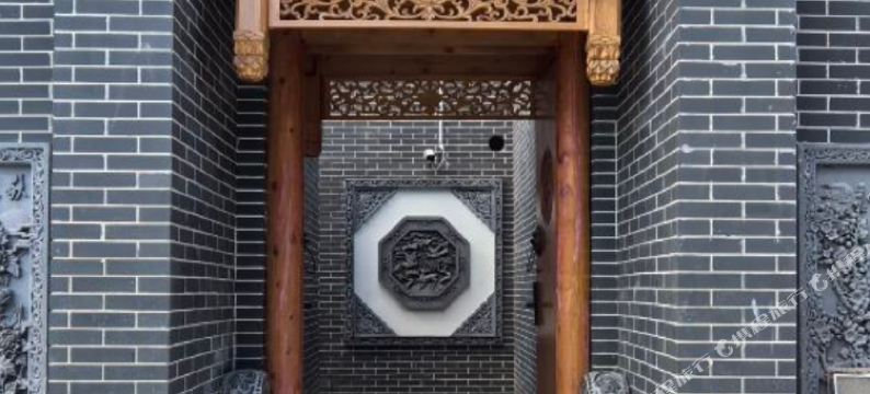 巴里坤古巷庭院民宿图片