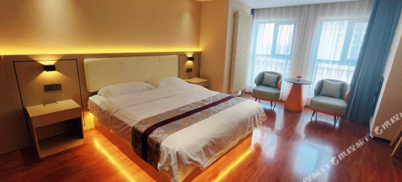 恋家精选酒店(德州万达店)图片