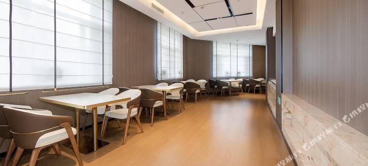 景枫万·豪酒店(昆仑广场店)图片