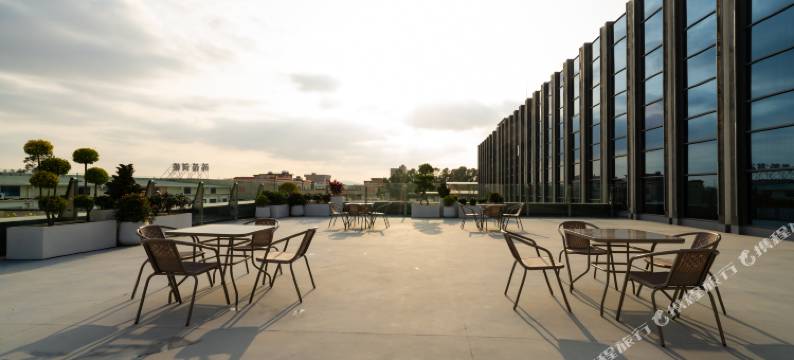 陆丰三嘉花园酒店图片