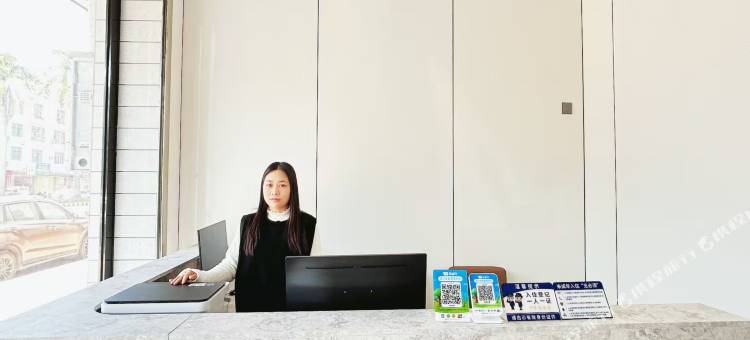 罗定铂悦雅寓酒店图片