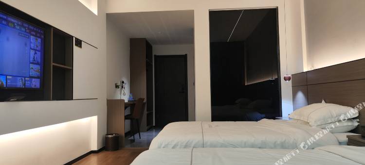 龙居公寓(龙江紫云阁景区店)图片