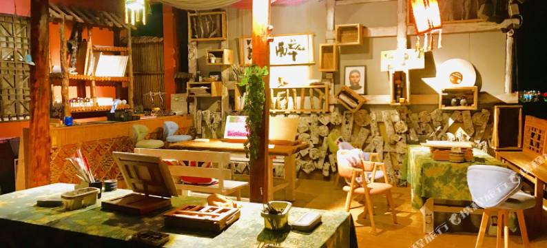 丘北云行雨施客栈图片