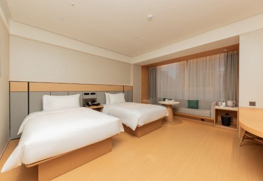 JI Hotel (Nanjing South Railway Station Front Square) Hotel Overview