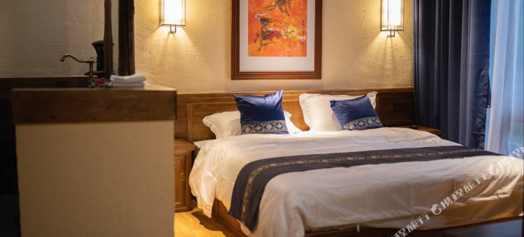 九龙罕额吉日民宿图片