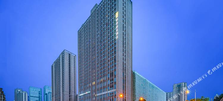 长沙岳麓顾奈丽呈酒店(观沙岭地铁站店)图片