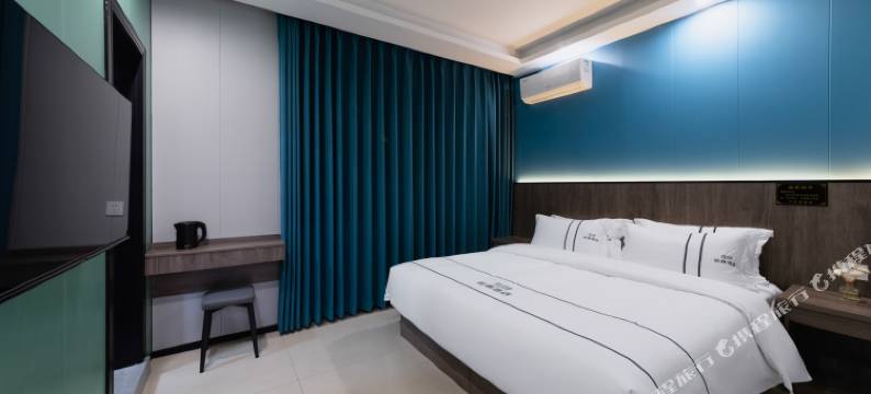 长沙途嘉影院酒店(湖南大学阜埠河地铁站店)图片