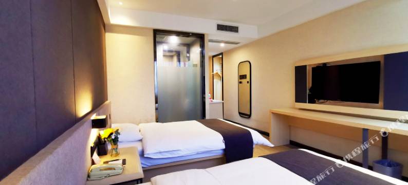 花海假日酒店(崇州罨画池小东街店)图片