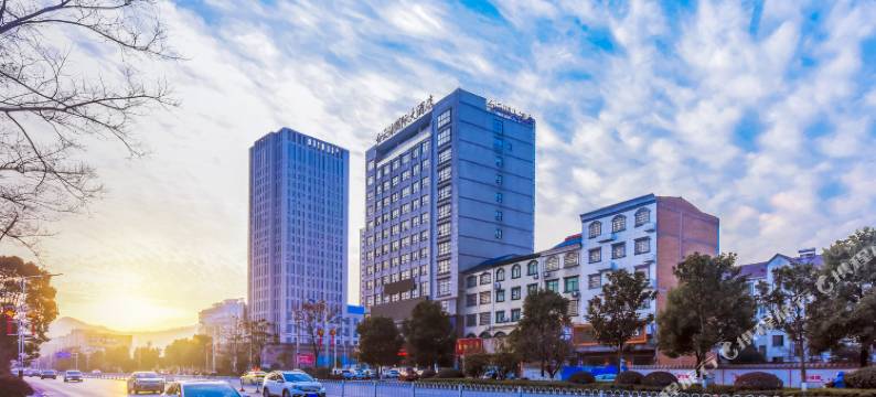 白云湖国际大酒店(岳阳临湘店)图片