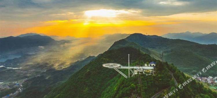 仙岛湖四季湖畔宾馆(天空之城景区店)图片