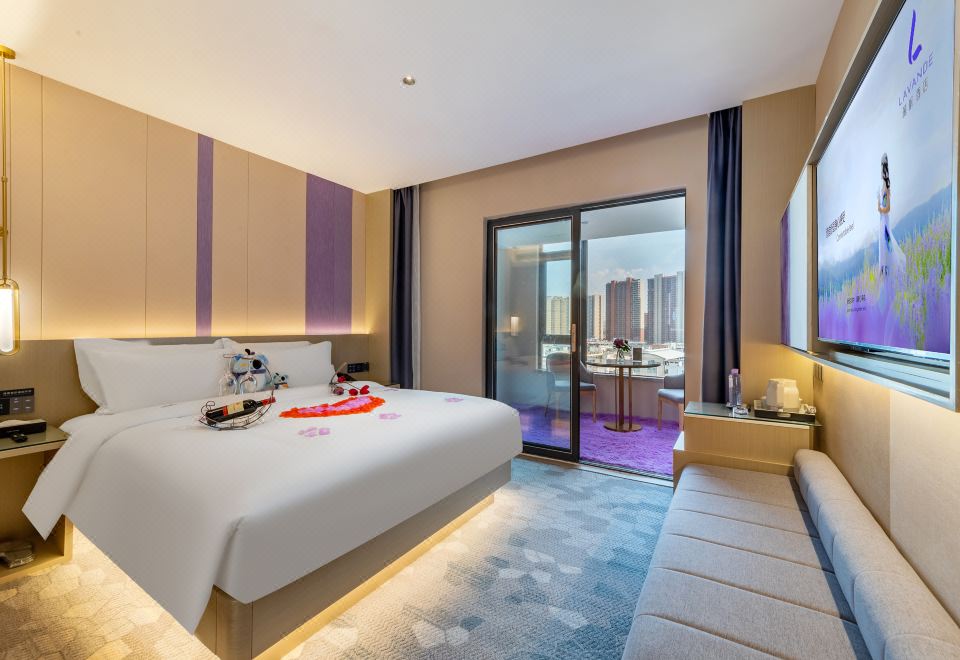 Lavande Hotel (Dongguan Nancheng International Trade Pedestrian Street) Hotel Overview