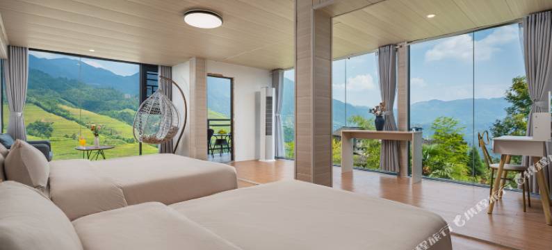 龙脊梯田畔山渡全景民宿(西山韶乐千层天梯观景台店)图片