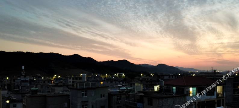 十三间ARTROOM民宿图片