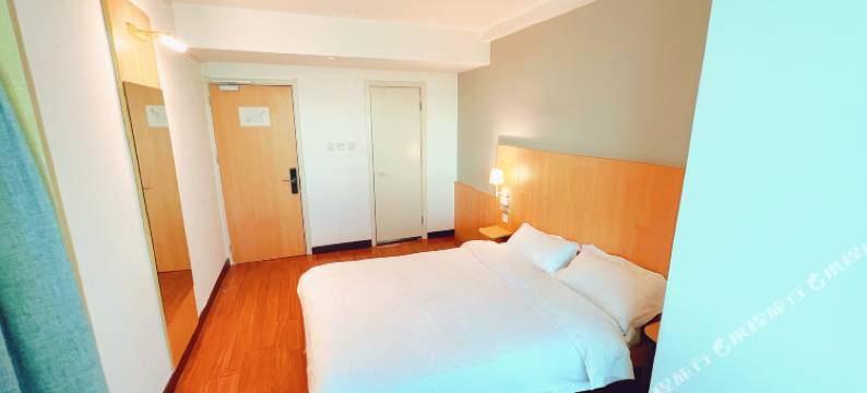 广州乾晟公寓(黄埔区夏港地铁站店)图片