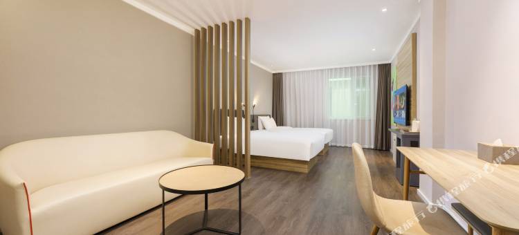 汉庭酒店(鞍山铁西苏宁广场店)图片