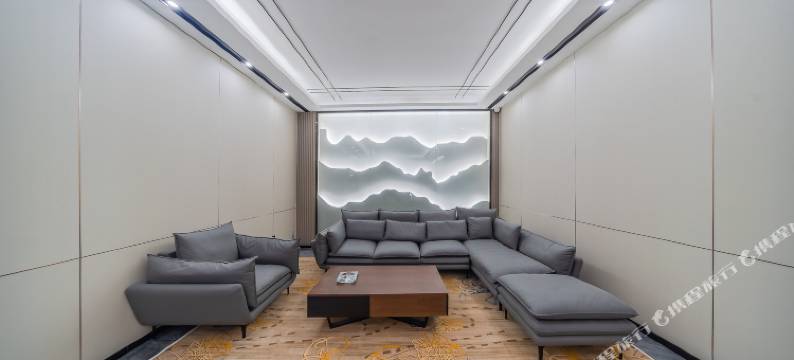 五华希悦智享公寓(奥园广场店)图片