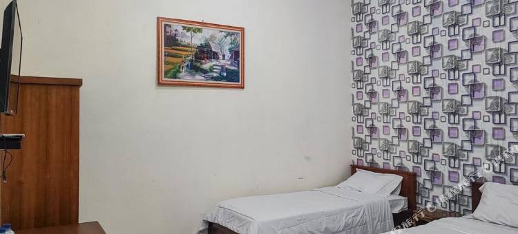 红多兹@怀卡布巴克塔纳卡托家庭旅馆(RedDoorz @ Tanakatto Homestay Waikabubak)图片