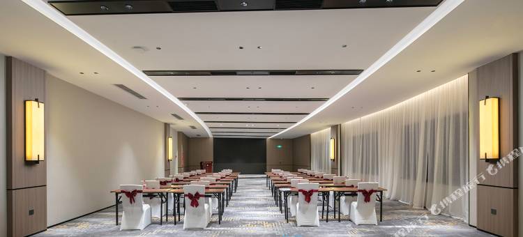 颐居酒店(南城高铁站店)图片