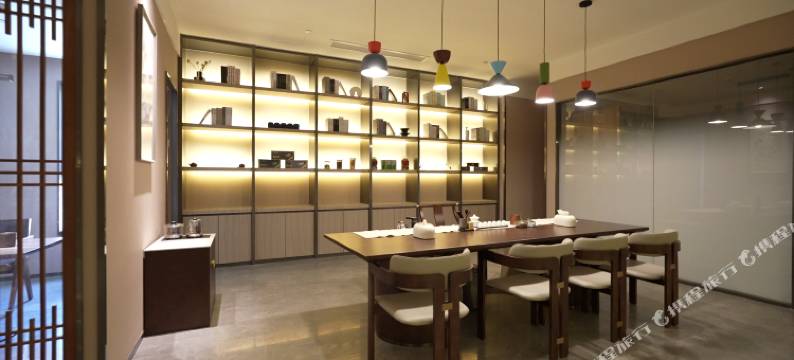 蓝鲸沐汤酒店图片