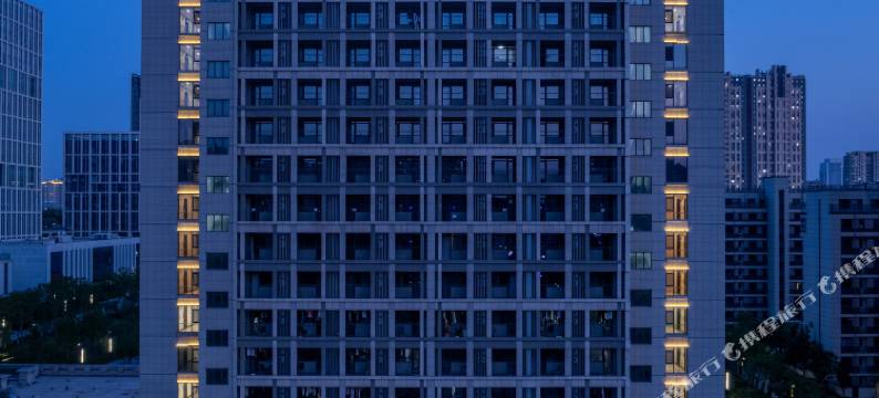 睿柏假日酒店(日照大学城安泰国际广场店)图片