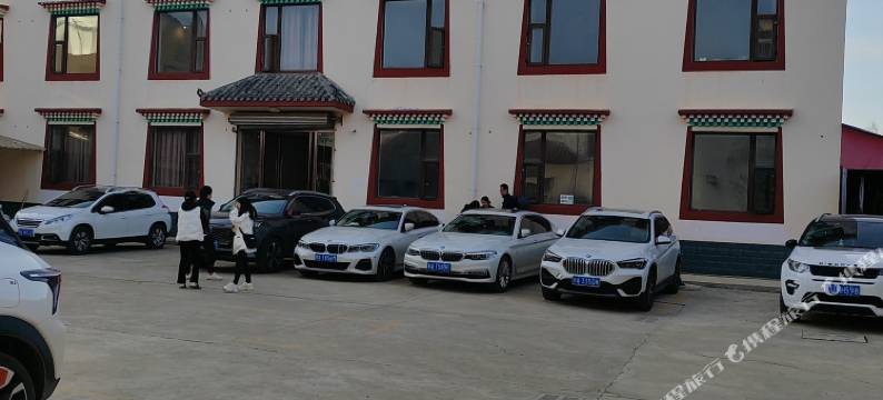 园梦酒店(红原银珠广场店)图片