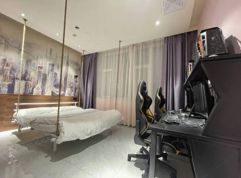 吕梁幻城电竞民宿