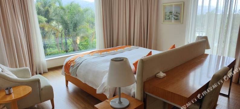 艾梦湖景度假民宿(月亮湾湿地公园店)图片