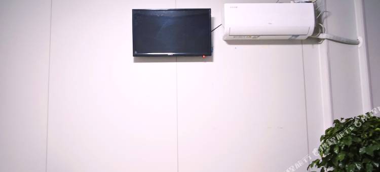 恋家宾馆(佳乐购物广场店)图片