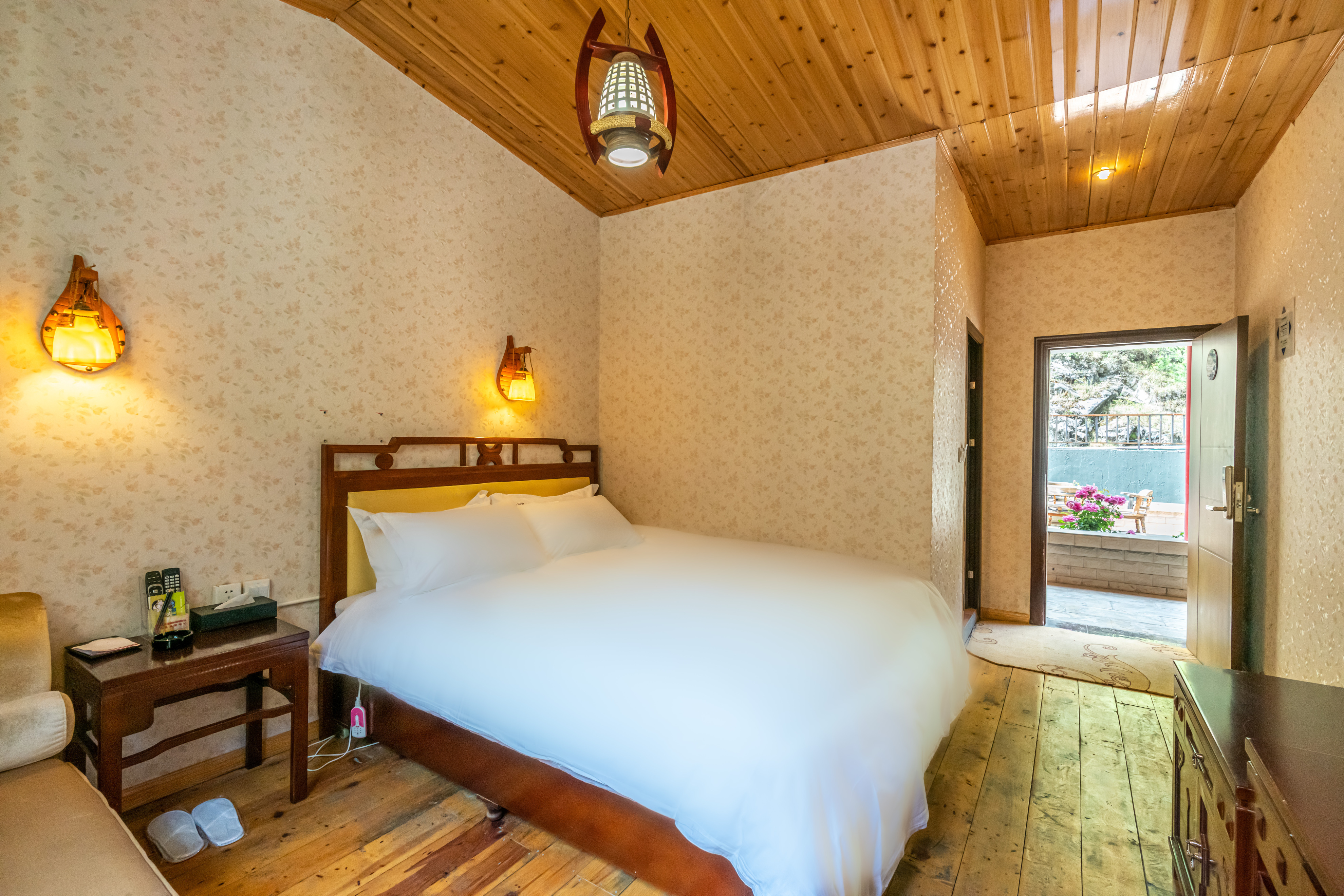 Yajiang Motel TibetOver view