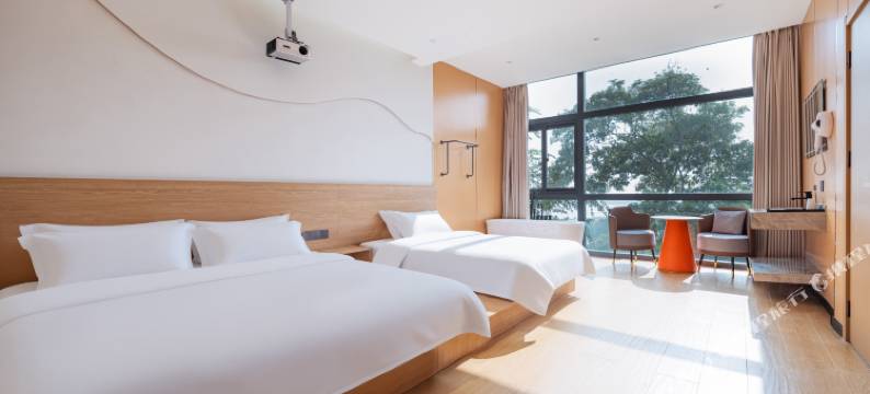 云海山庄·泳池酒店(连岛景区店)图片