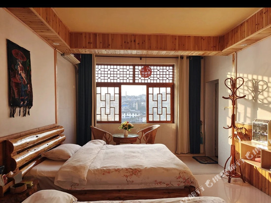 三江龙门客栈