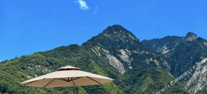 华山·松梦浮岚Mountain·依山小筑美宿(华山景区游客中心店)图片