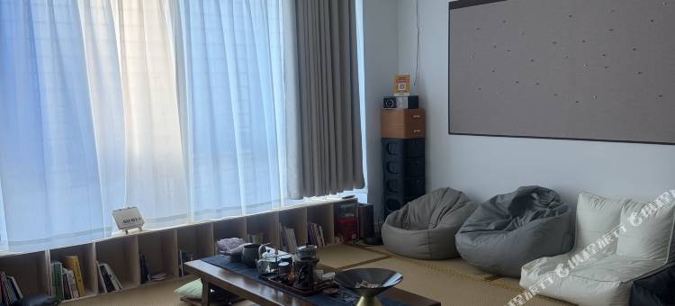 熙熙里青年旅社(海口万绿园店)图片