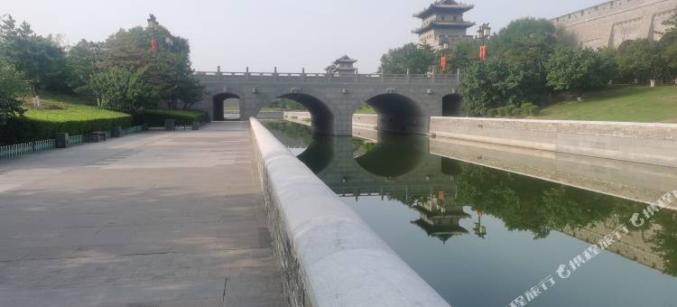 凤归庭I中式美学I古城精选度假合院(大同古城墙华严寺店)图片