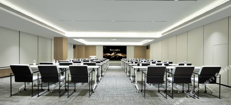 中山火炬开发区博爱路亚朵酒店图片