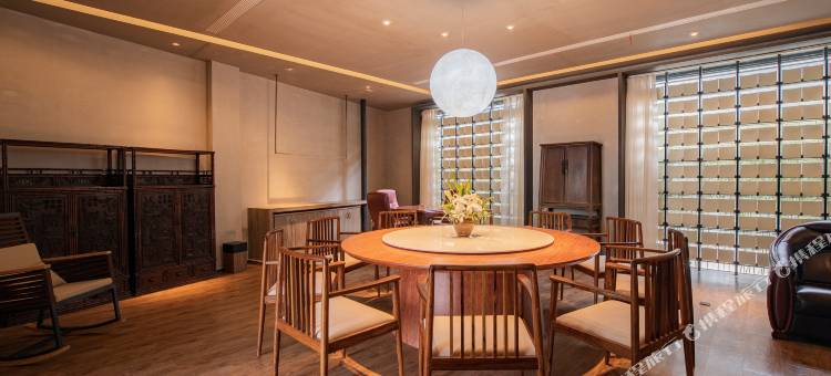 黄山一支百合古董珍藏智慧民宿图片