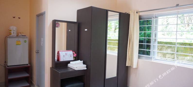 拉廊吉拉欣公寓(Jirasin Hotel & Apartment)图片