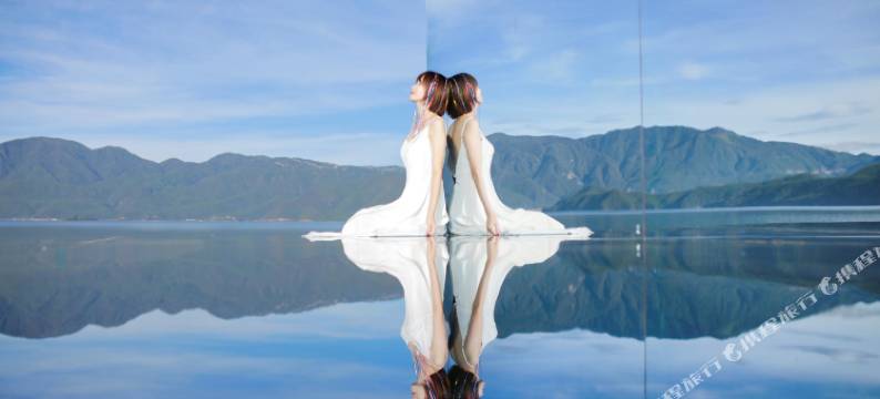 泸沽湖安娜俄半岛湖景精品酒店图片