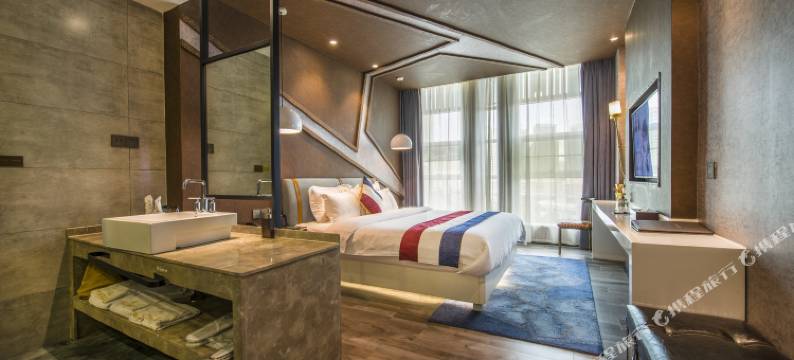 夕月亮酒店(昆明和谐广场霖雨桥地铁站店)图片