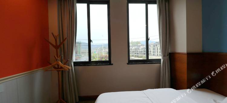 绩溪海纳百川酒店图片