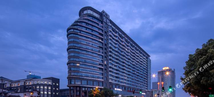 长沙缦尼·揽江酒店(万达广场培元桥地铁站店)图片