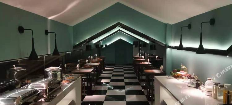 绵阳艾迪尔酒店(芙蓉汉城富乐山公园店)图片