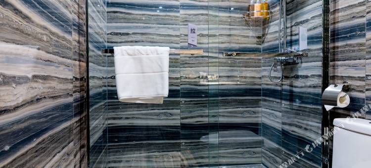 柏曼酒店(湛江广百百货人民广场店)图片