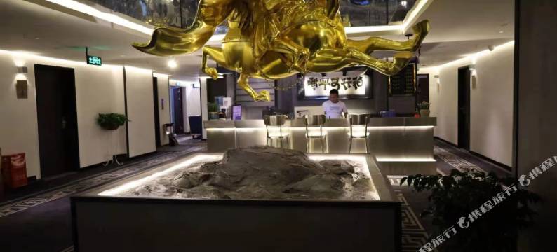 蔓斯顿酒店图片