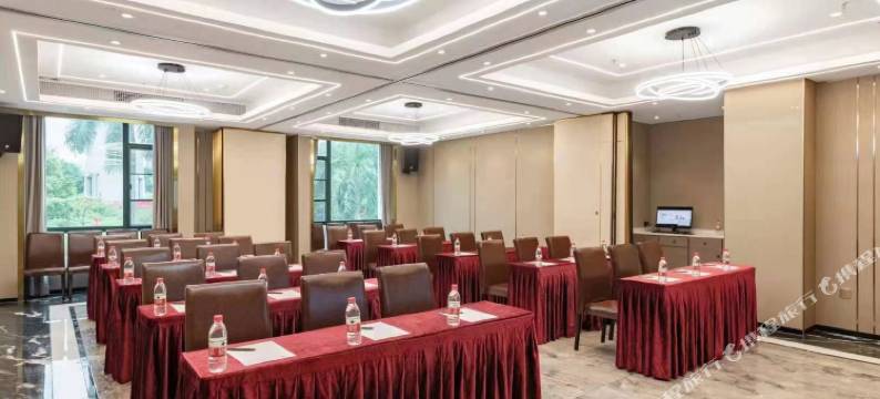 骏福连锁酒店(佛山南海体育中心狮山广场店)图片