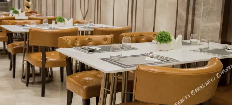 安璟酒店(香格里拉商业中心店)图片