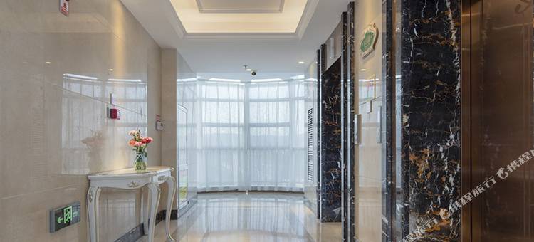 维也纳国际酒店(库尔勒麒麟桥店)图片