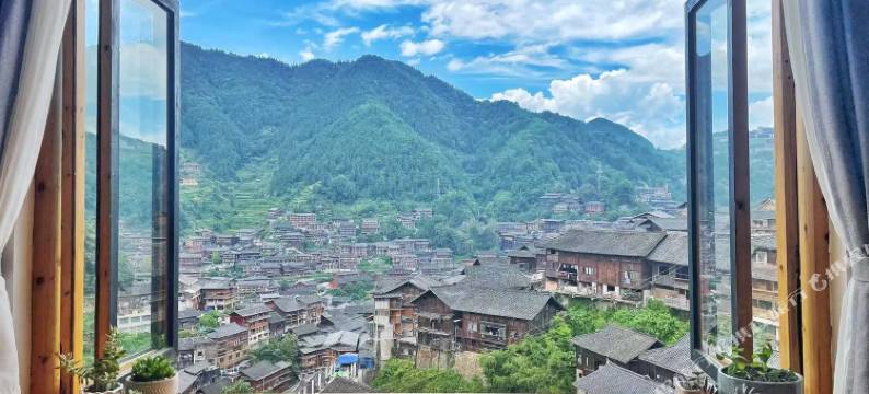 嶺上久住Villa观景民宿(西江千户苗寨店)图片