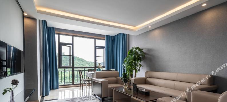 中黔华旅酒店(贵阳花溪大学城店)图片