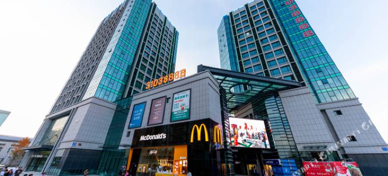 悦途优选公寓(中医药大学店)图片